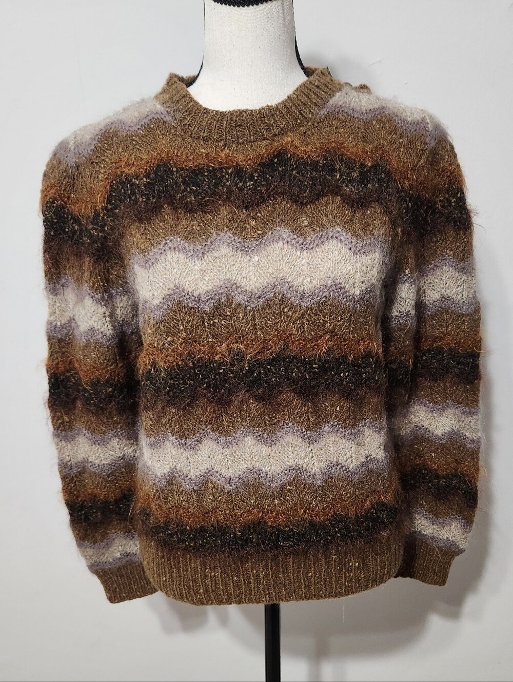 Vintage Neiman Marcus Mohair Wool Blend Striped Fuzzy Sweater Made in England M - Picture 2 of 10